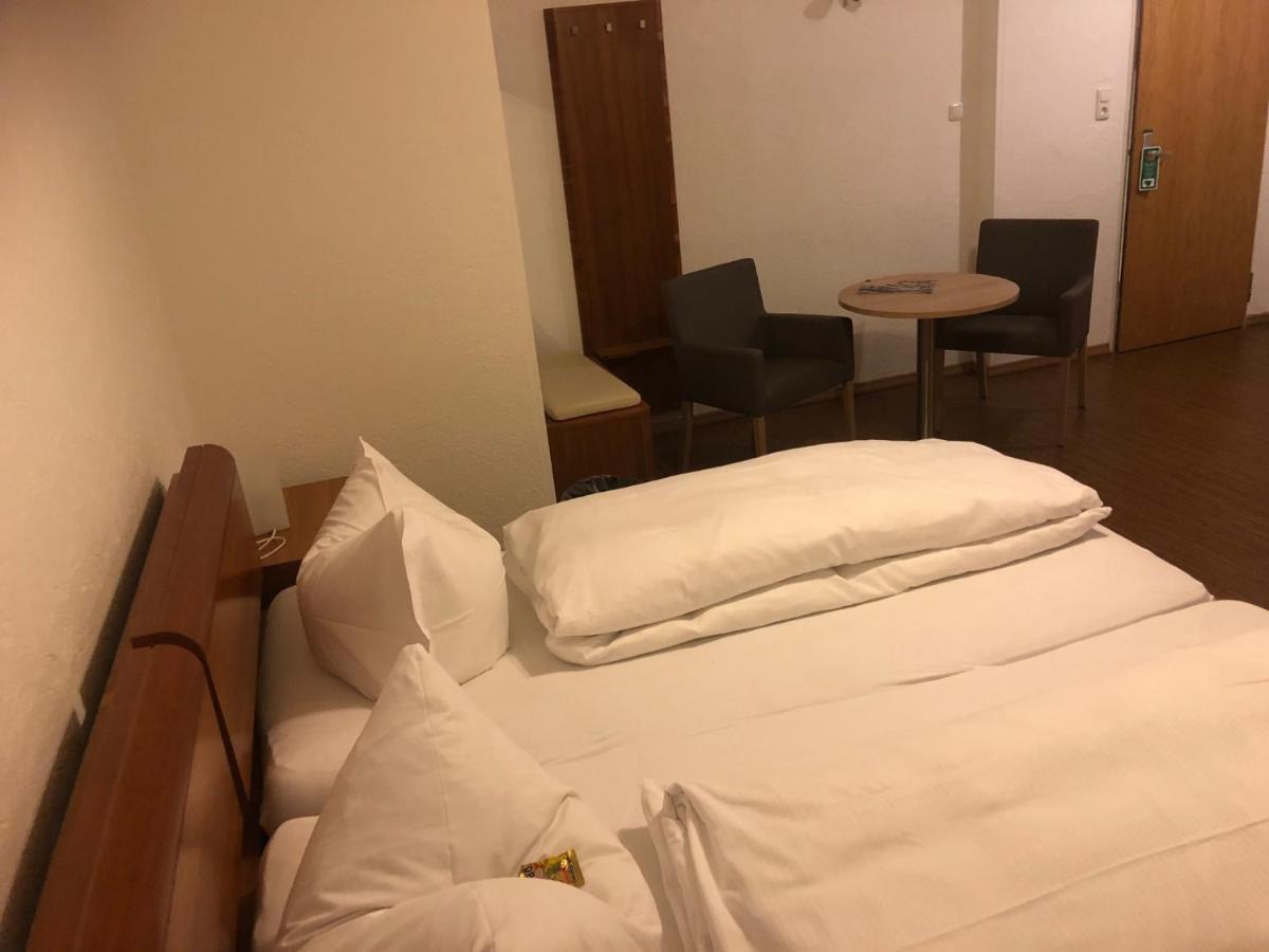 Heeren'S Hotel Garni Bensersiel Esterno foto